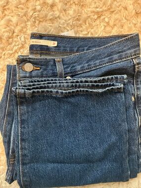 Levi’s 94 Baggy Jeans